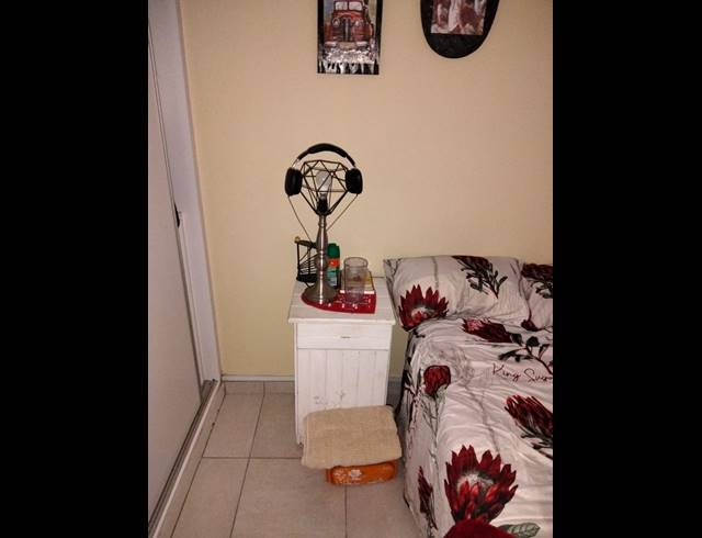 1 BEDROOM FLAT FOR SALE IN SELECTION PARK
